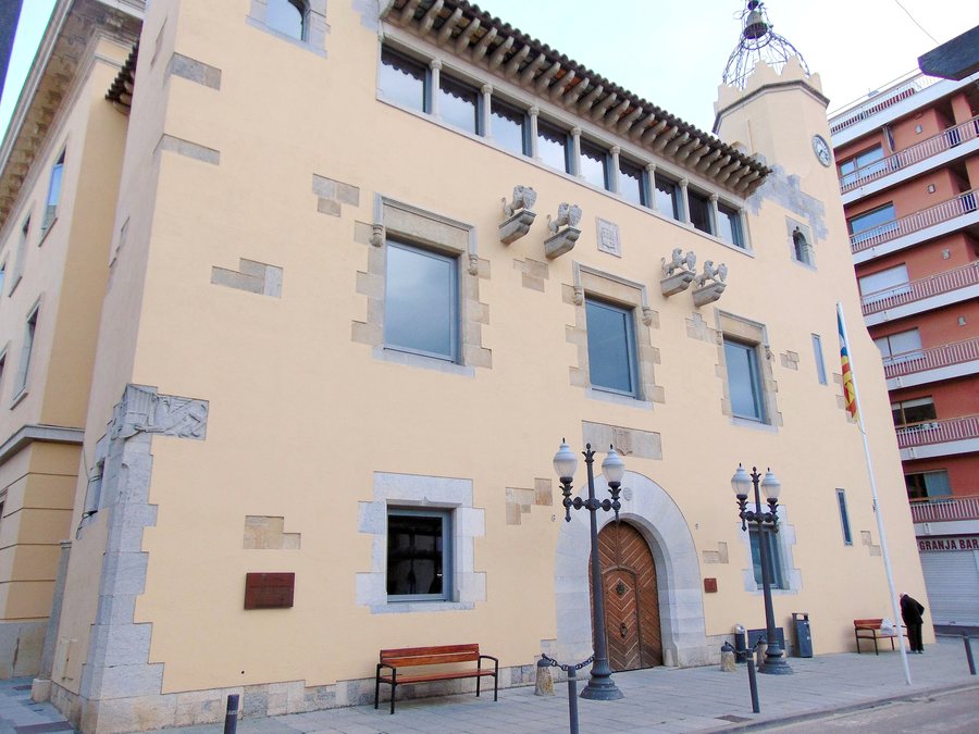 File:Sant Feliu de Guíxols - Ajuntament 1.jpg