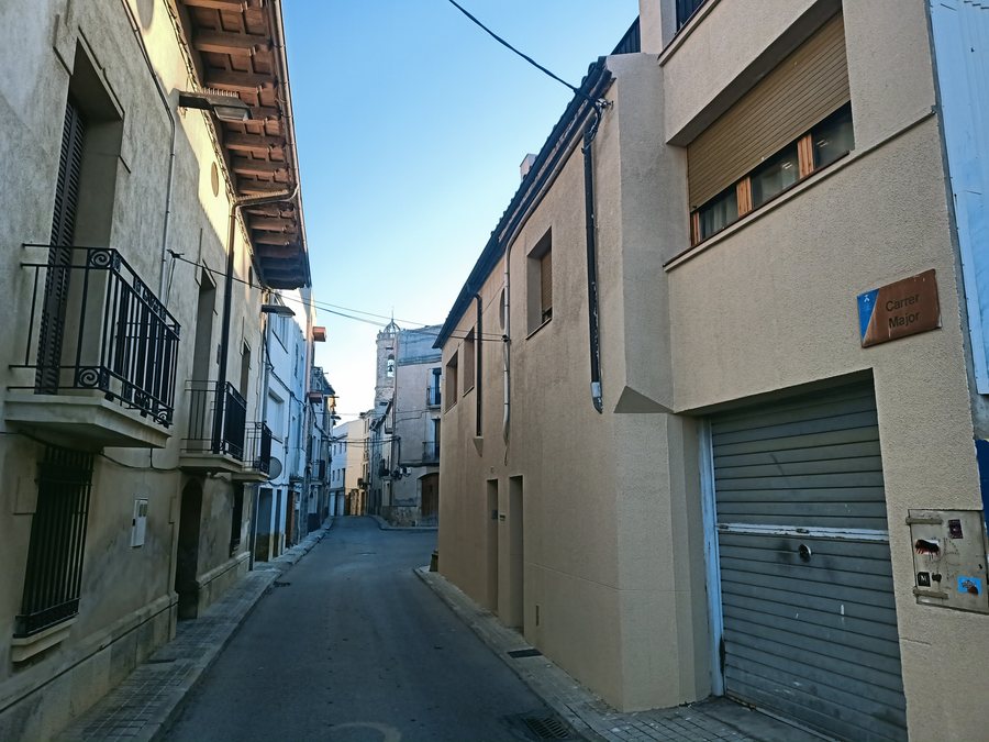 File:Carrer Major de Santa Margarida de Montbui 5.jpg