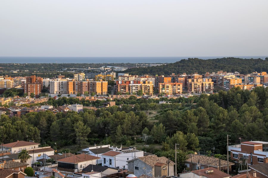 File:2026-06-19 View of Viladecans, Spain 1.jpg