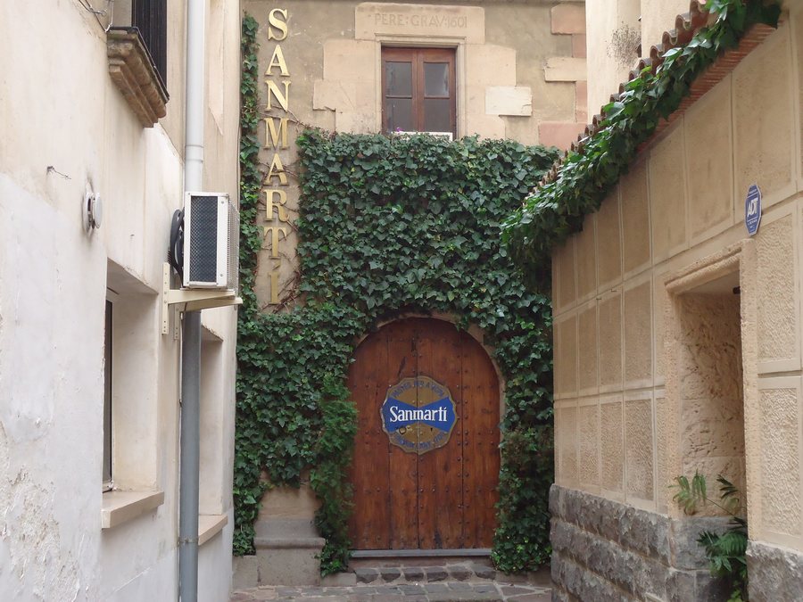 File:Can Sanmartí 1. Fàbrica de pasta alimentícia. Caldes de Montbui.JPG