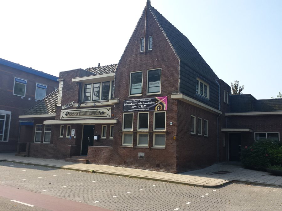File:Oude Parochiehuis, Mijdrecht, Netherlands - panoramio - Han Jongeneel (5).jpg