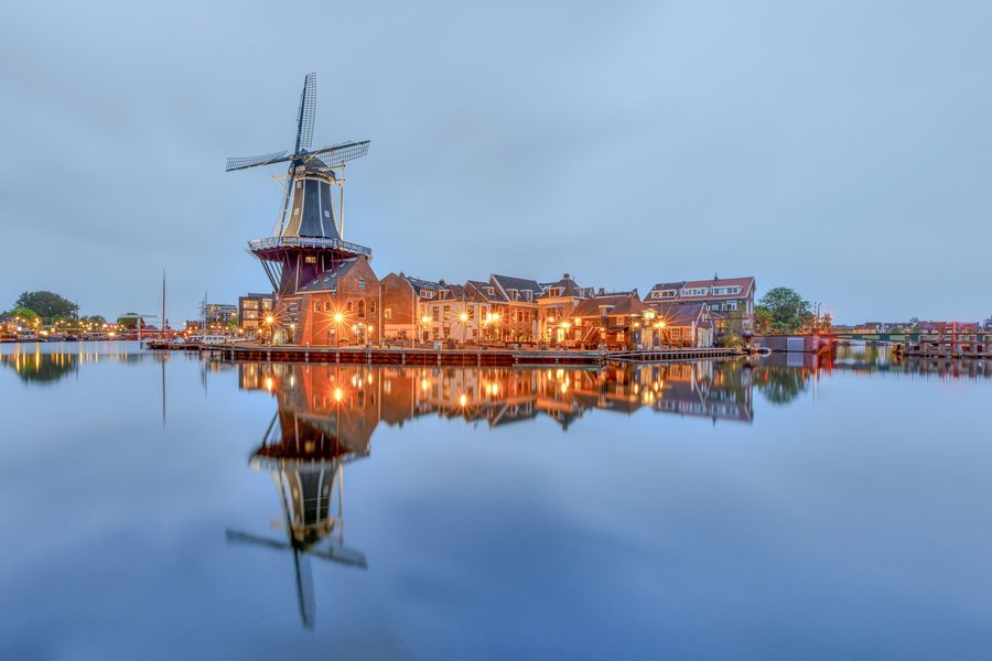 File:De Adriaan - Haarlem.jpg