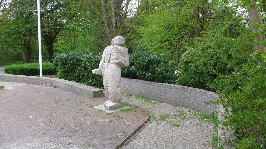 File:Memorial Lelystad.JPG