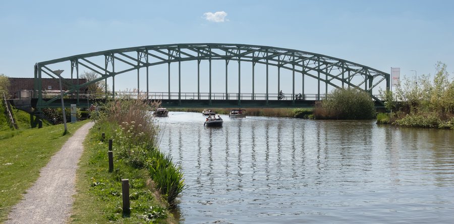 File:Midden Delfland-Schipluiden, de Trambrug RM521919 IMG 6823 2025-04-27 13.35.jpg
