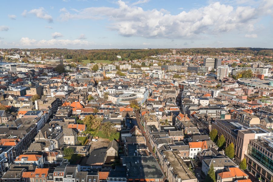File:Centrum van Arnhem-9325.jpg