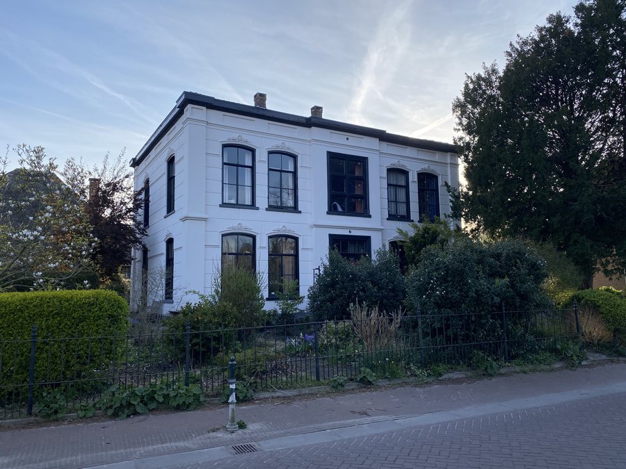 File:Onderwijzerswoning-Winkel-Bosstraat-1.jpg