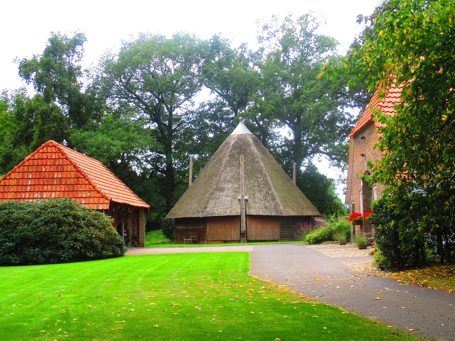 File:Dalfsen-blauwedijk-254464.jpg