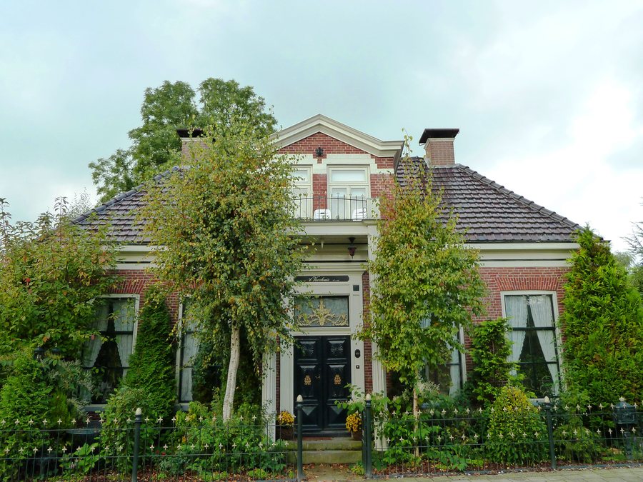 File:Warfhuizen - Baron van Asbeckweg 25.jpg