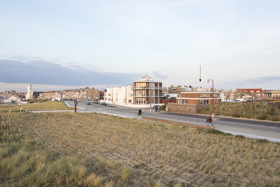 File:De Waaier, Katwijk - 2015.jpg