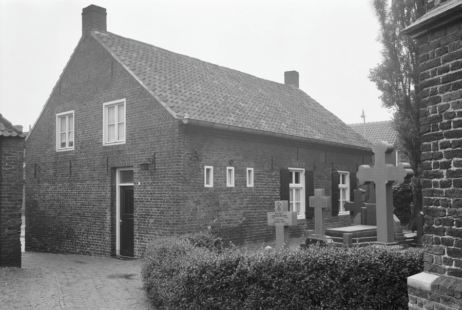 File:Overzicht exterieur - Broekhuizenvorst - 20043632 - RCE.jpg