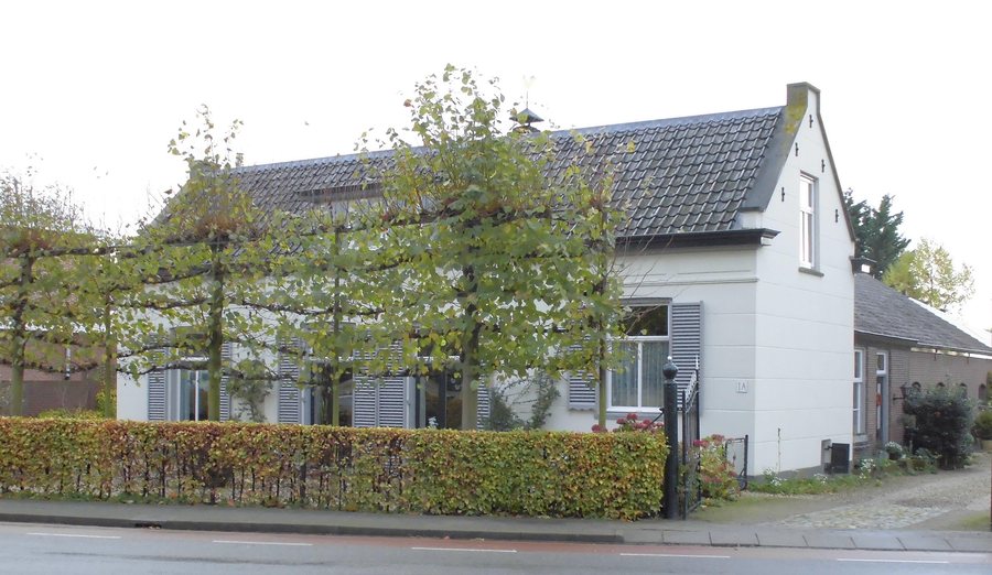 File:Oud Loosdrecht - Oud Loosdrechtsedijk 1 RM26198.JPG