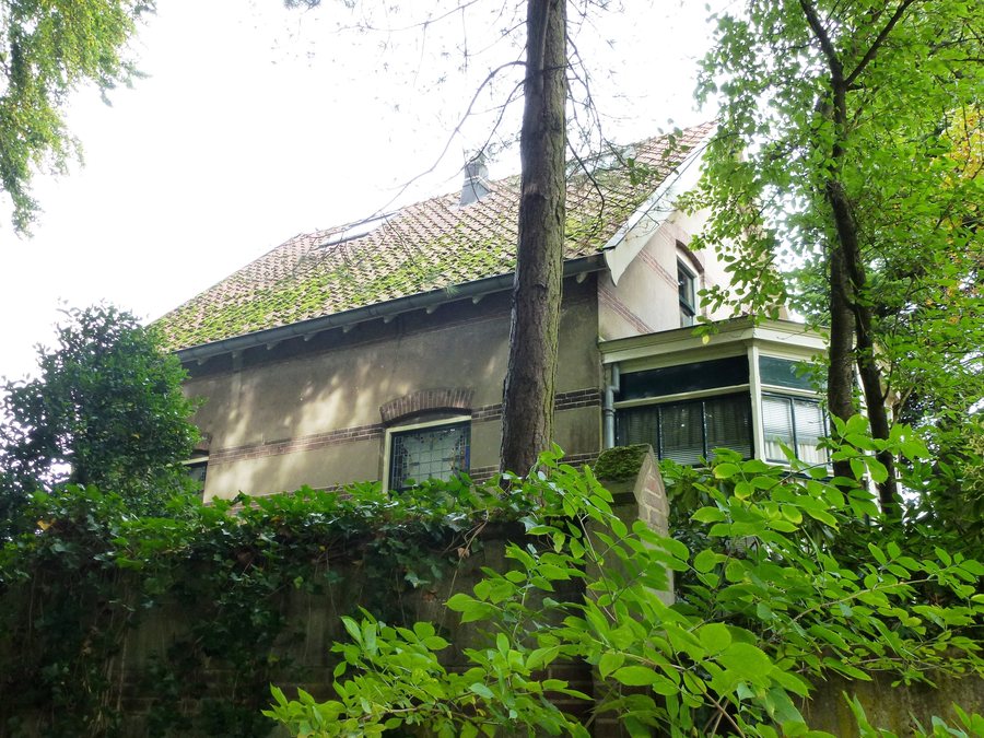File:Berg en Dal (Groesbeek) Kastanjelaan 10 (01).JPG