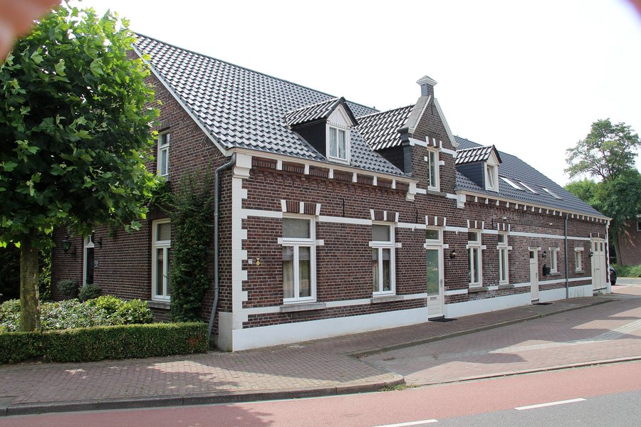 File:Dubbel woonhuis - Meterik - Sint Jansstraat 20-22.jpg