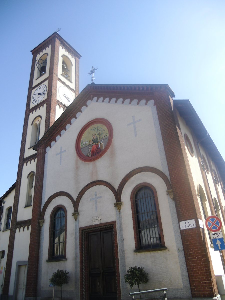 File:Sant'Anna, chiesa di Borgaretto a Beinasco, Italia.jpg