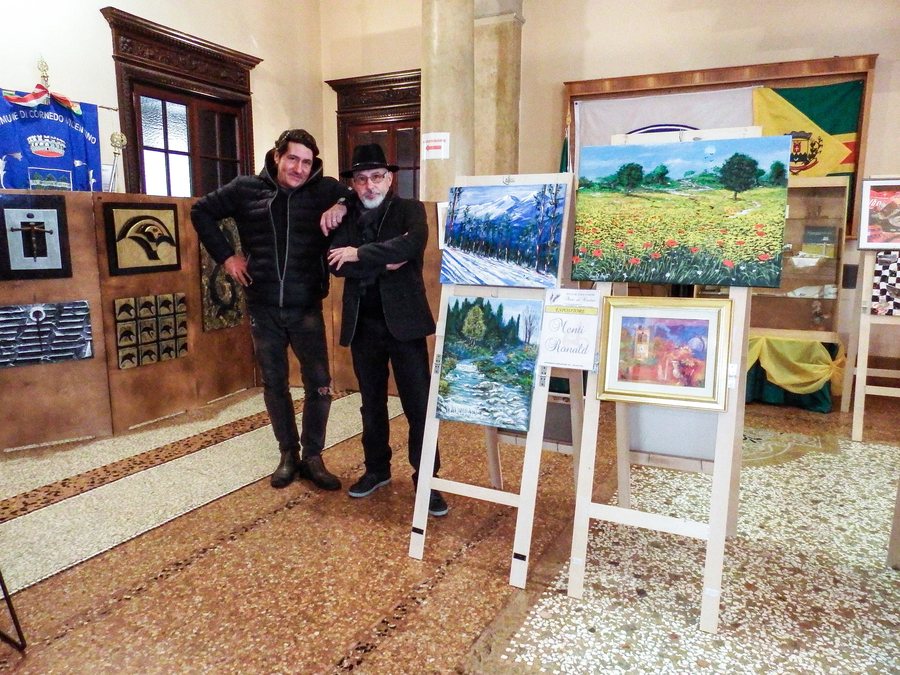 File:The artists Ronald Menti and Roberto Lacchin in collective at the Town Hall of Cornedo Vicentino.jpg