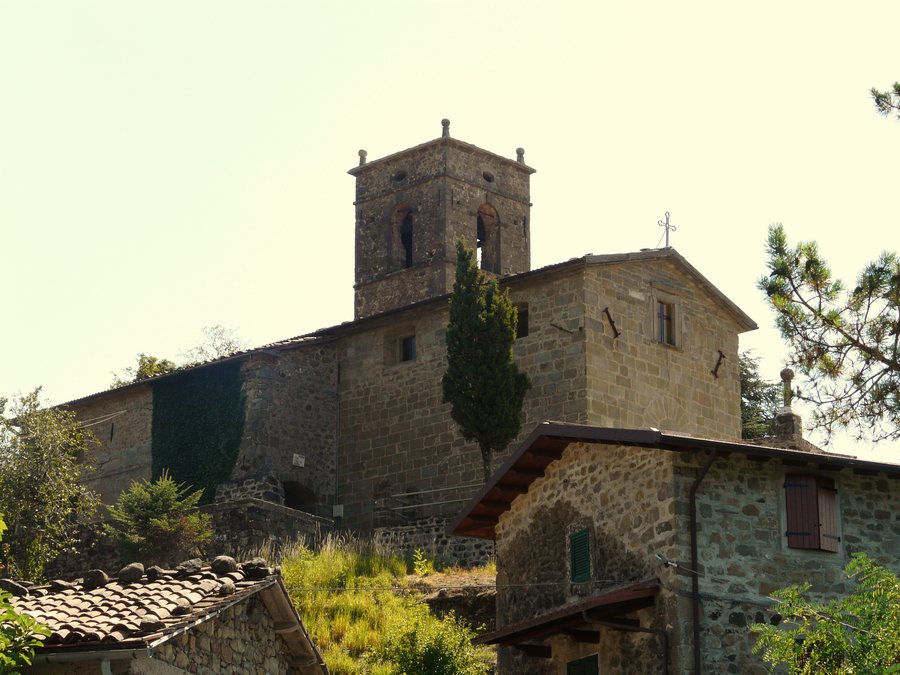 File:Minucciano-Castagnola-chiesa1.JPG