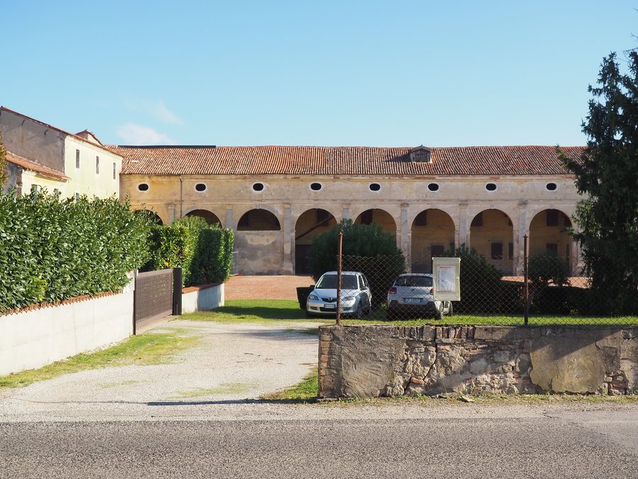 File:Barchessa Pisani (Pisana, Stanghella) 01.jpg