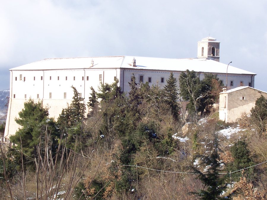 File:San matteo borgo celano - panoramio.jpg