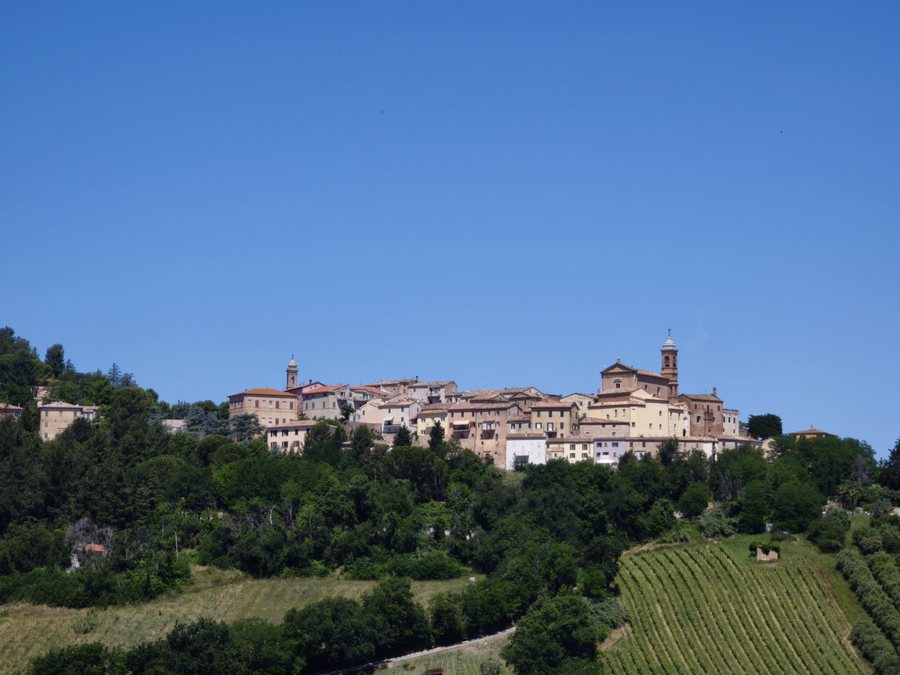 File:Poggio San Marcello - Comune di Poggio San Marcello.jpg