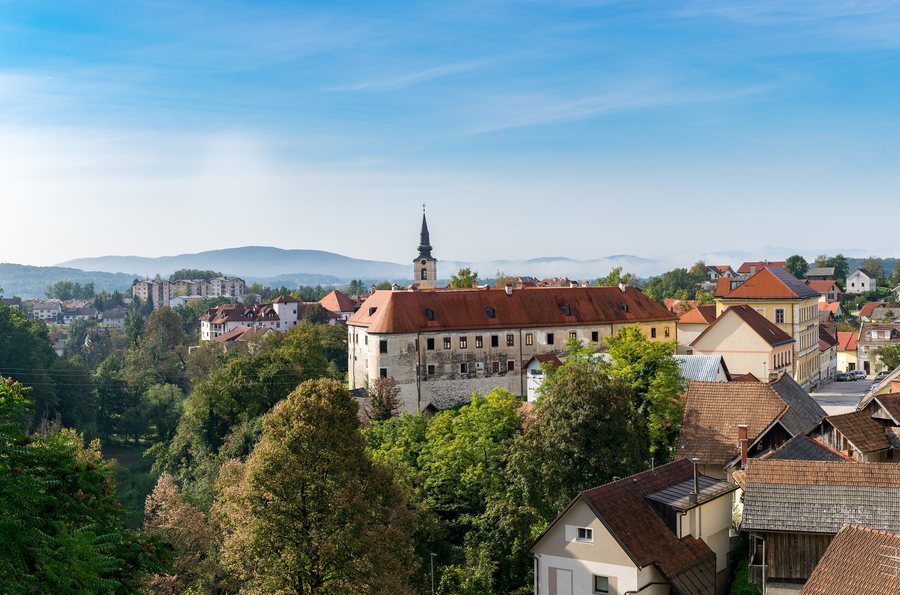 File:Metlika in Bela krajina (30395562187).jpg