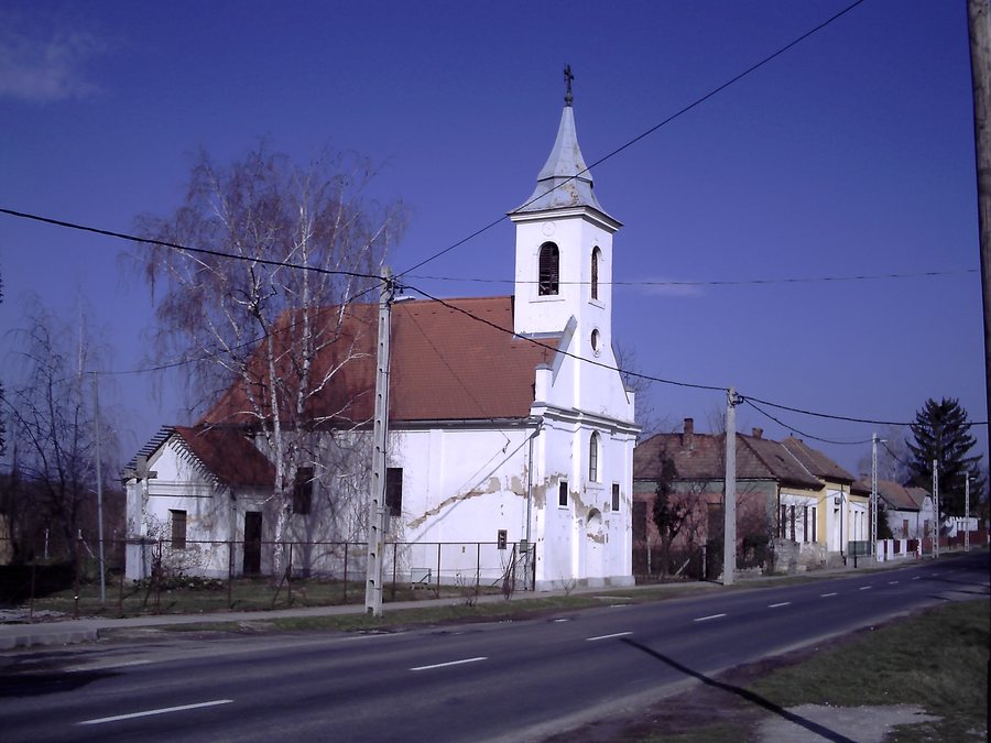 File:Somogyapati, church.JPG