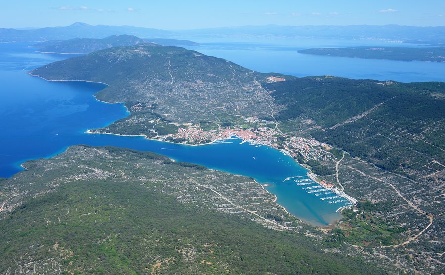 Aerial image of the northern part of Cres (view from the south)