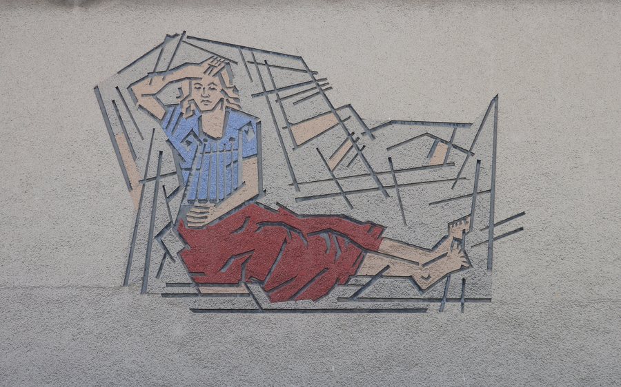 File:Klopina čp. 115 sgrafito 01.jpg
