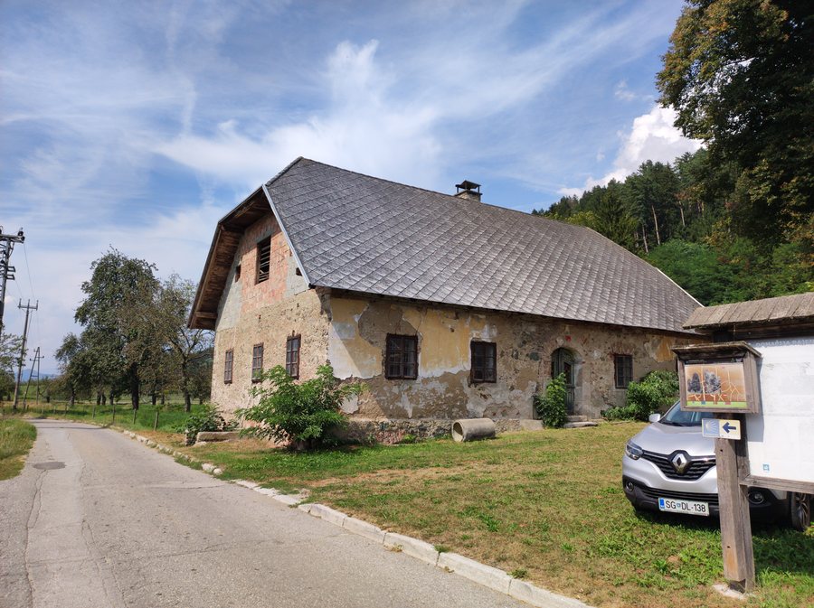 File:Vic, Pajenk homestead.jpg