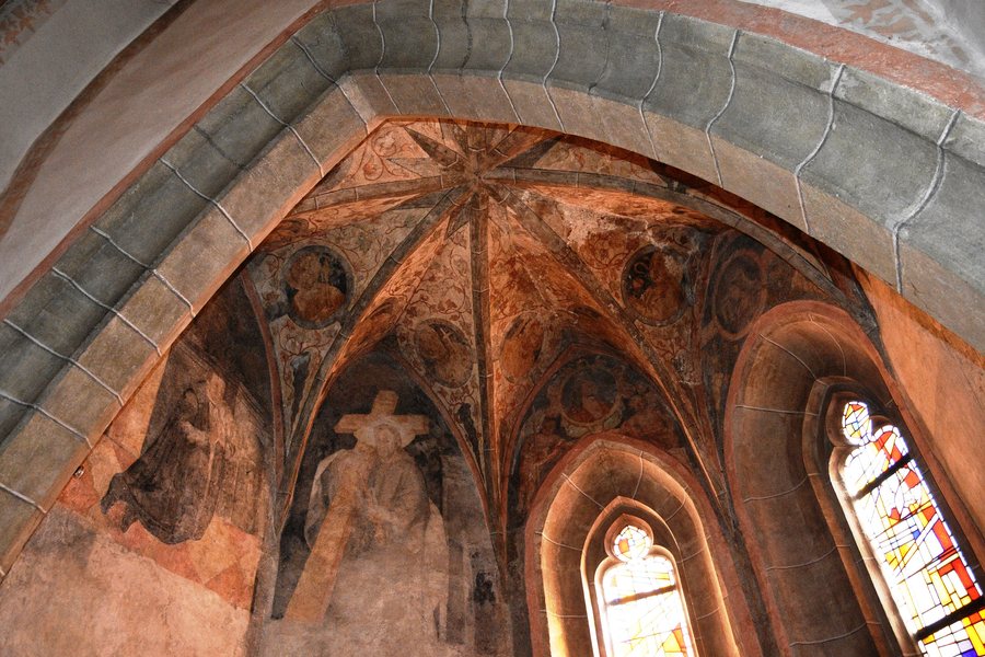 File:Interior of Celje Cathedral 08.jpg