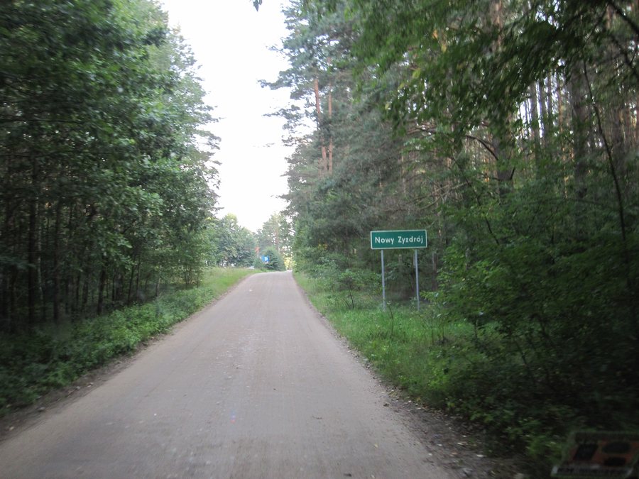 File:Nowy Zyzdrój - chałupa (1).jpg