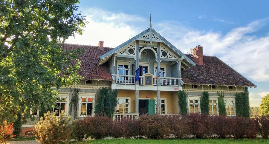File:Dworek Gałkowo.jpg