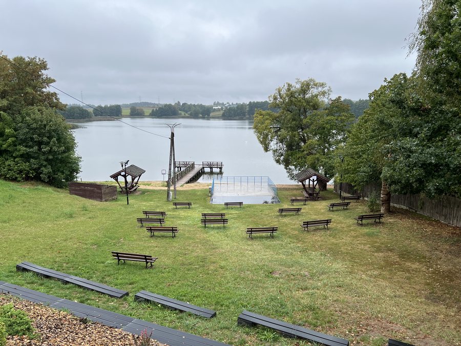 File:Plaża nad Jeziorem Punia (Puńsk) (2).jpg