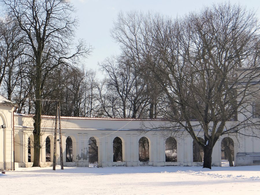 File:160313 Palace in Słubice - 07.jpg