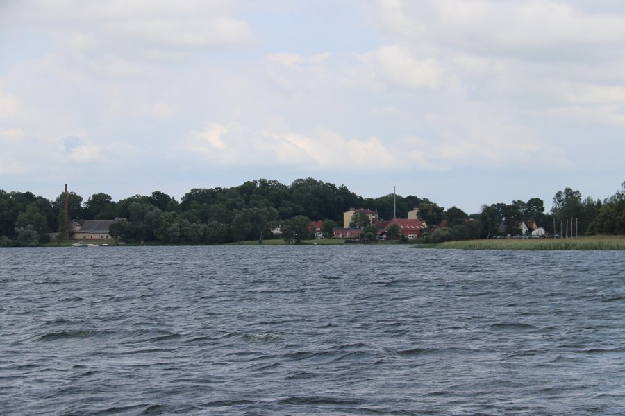 File:LHB 126 09 03 - Pierkunowen.jpg