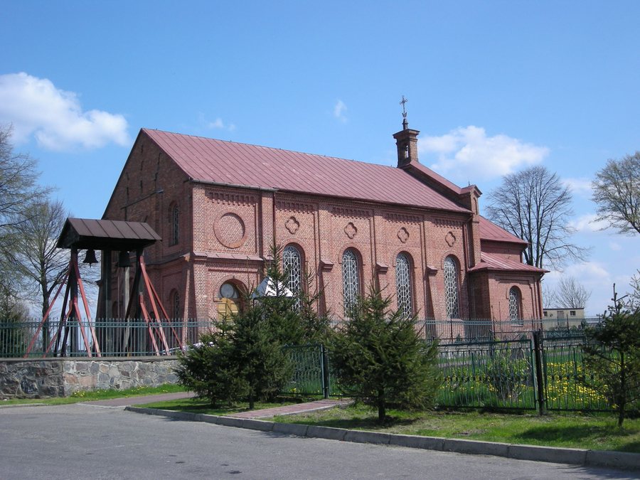 File:Dobrzejewice church.jpg