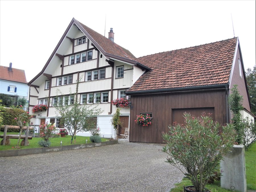 File:Wolfhalden Luchten 93.jpg