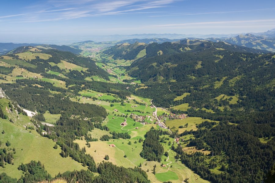 File:Alpthal.jpg
