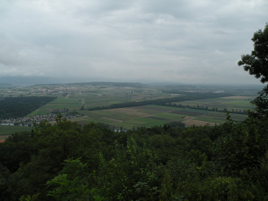 File:Vully Seeland.jpg