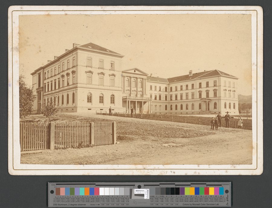 File:Zentralbibliothek Zürich - Zentralschulhaus in Zofingen - 991063213339705501.jpg