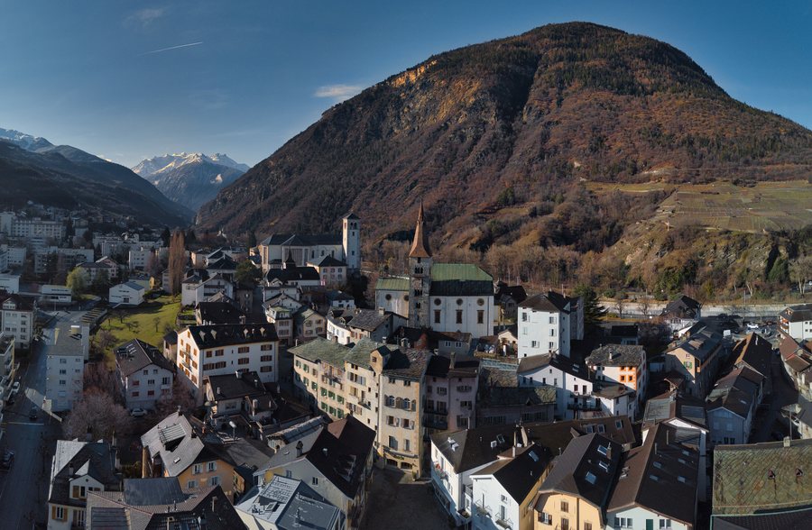 File:Luftaufnahme Visp, VS 2.jpg
