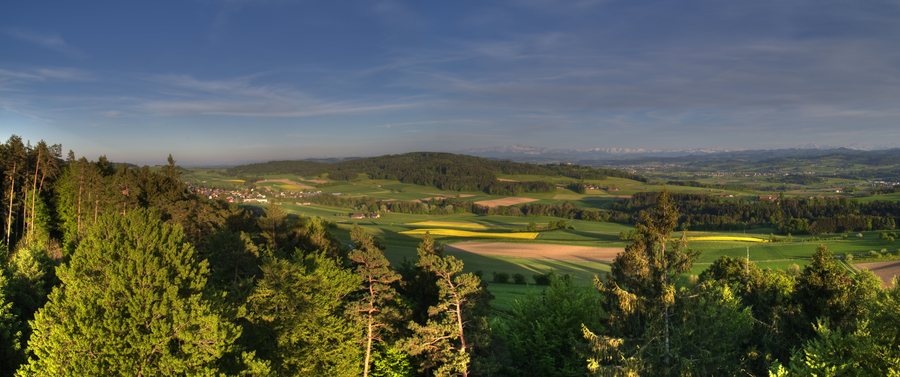 File:Thundorf Panorama.jpg
