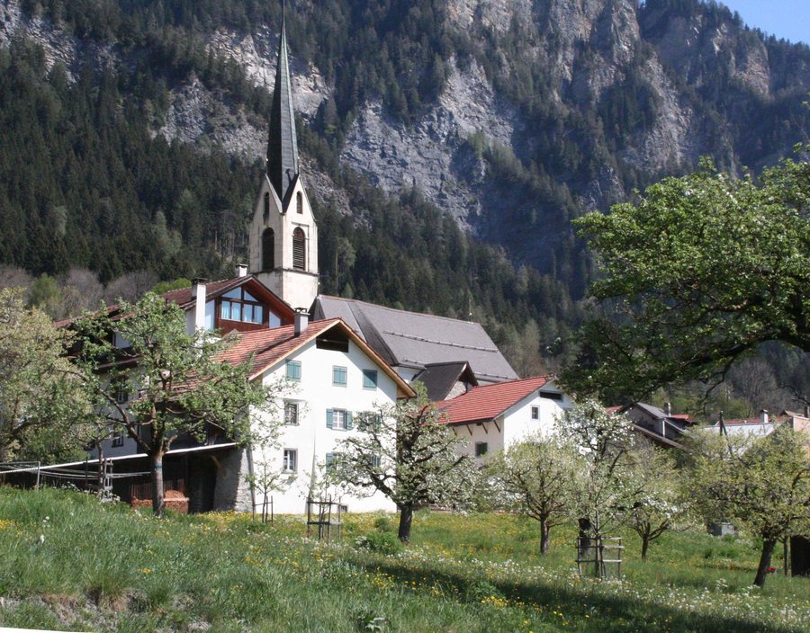 File:Almens.jpg