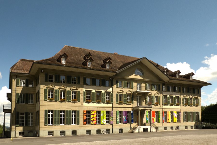 File:Institutsgebäude Hofwil Münchenbuchsee1.jpg
