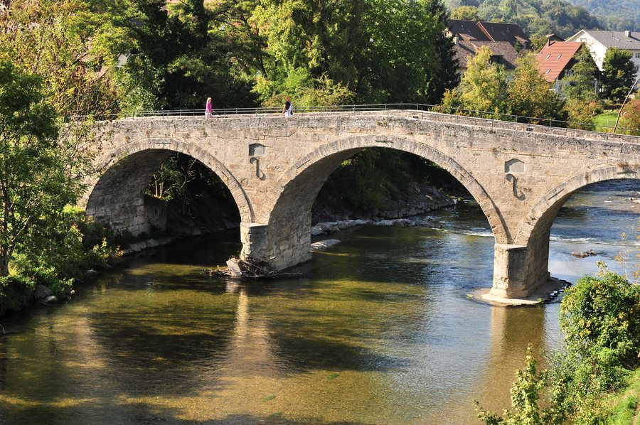 File:Rorbas - Steinbrücke, sogenannte «Römerbrücke» 2011-09-21 15-15-44.JPG
