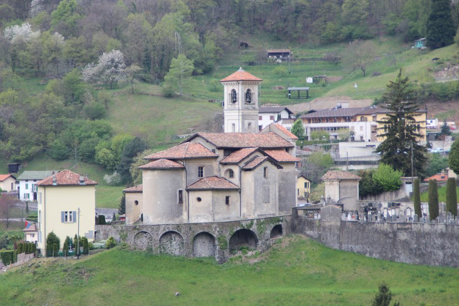 File:Arogno Chiesa.JPG