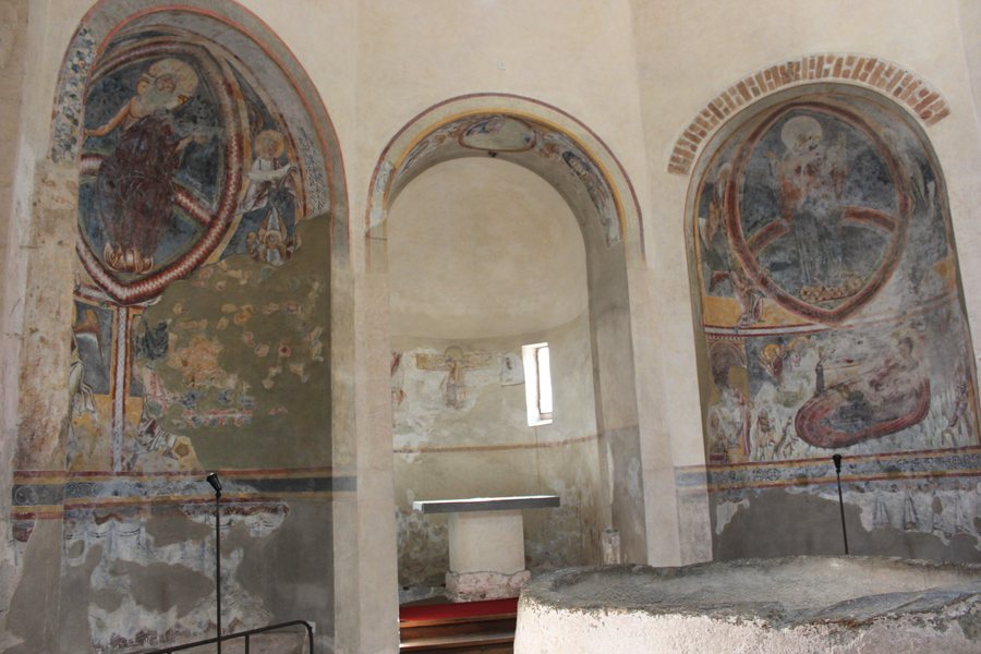 File:Battistero di Riva San Vitale.JPG