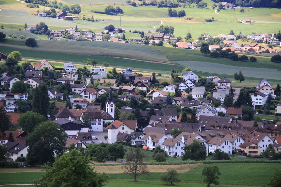 File:IMG Ehrendingen1.JPG