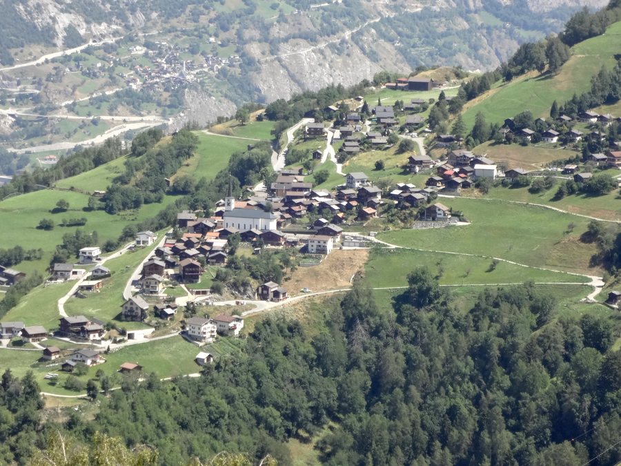 File:Ergisch-from-Oberems.jpg