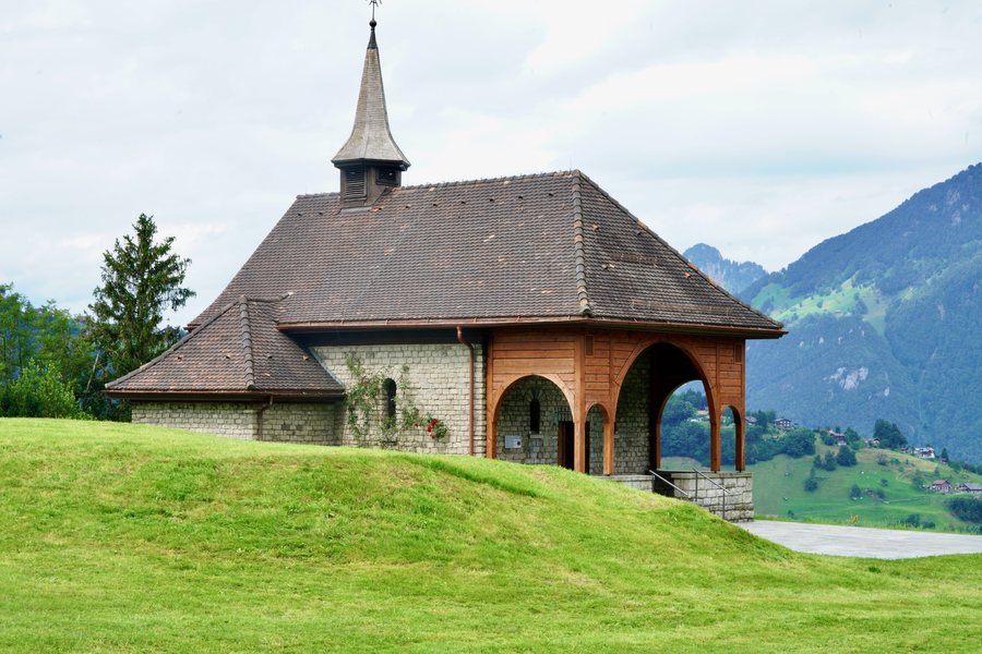 File:Marienkapelle Morschach 2.jpg