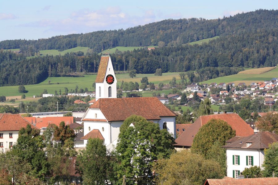 File:Gontenschwil RefKirche 2012-09-28 02.jpg
